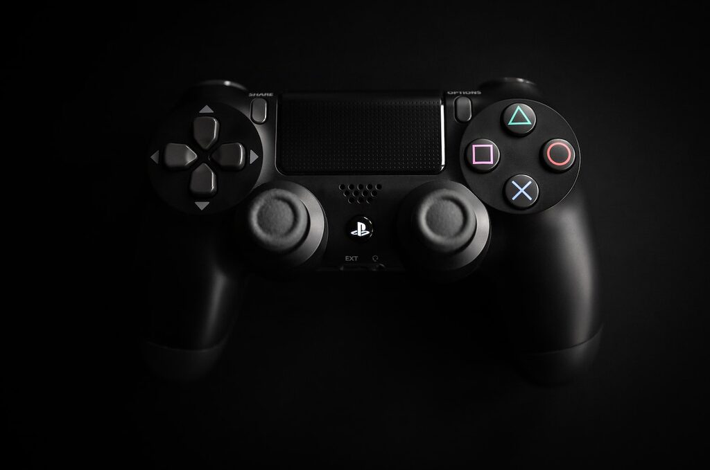 black sony ps 4 game controller playstation